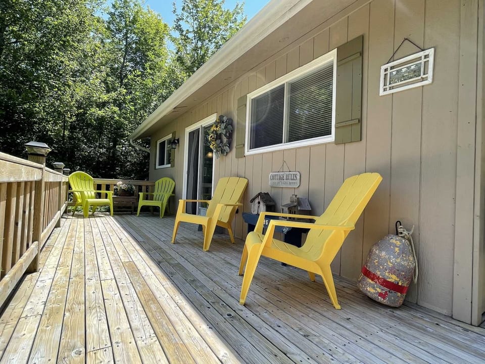 Deck, enjoy the nature 