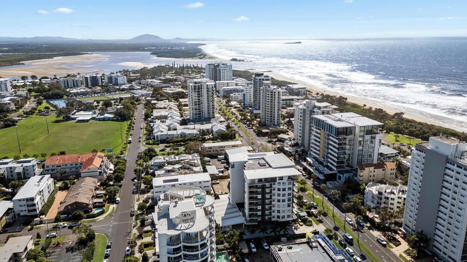 Aerial shot of Cotton Tree north facing.