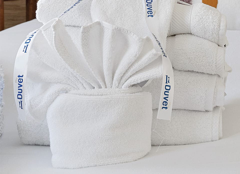 Fenced In Backyard! | The Fox Pond