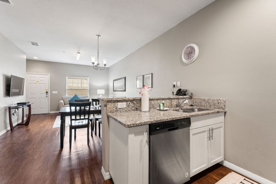 Kitchen counter bar