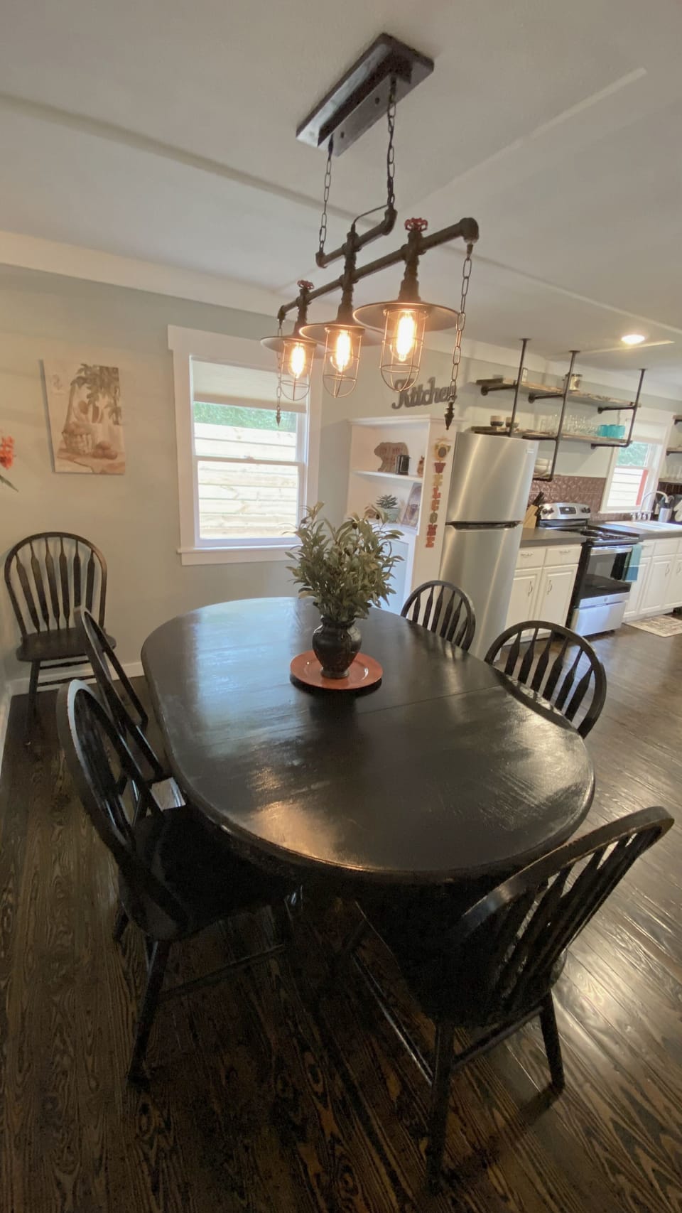 Enjoy the beautiful newly-renovated living area with lots of thoughtful finishes