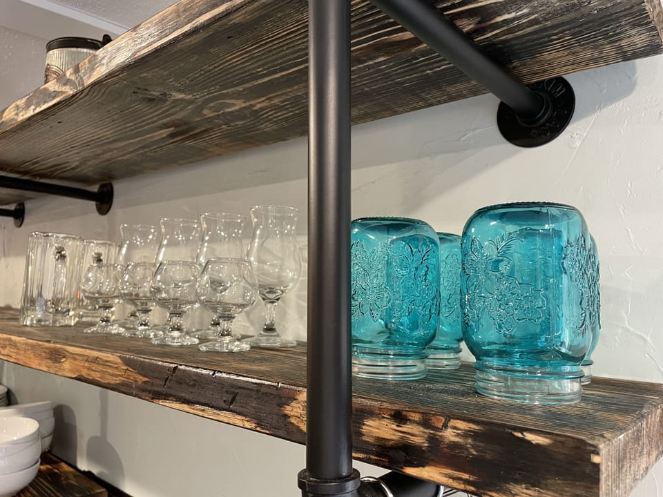 Enjoy the beautiful newly-renovated kitchen with lots of thoughtful finishes