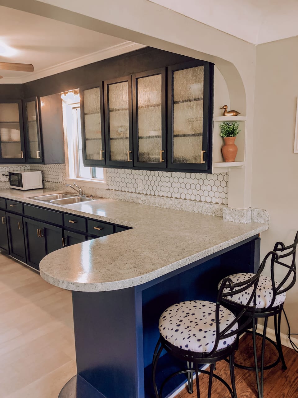 NEWLY REMODELED KITCHEN