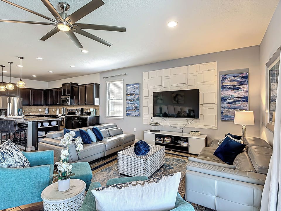 Bright, clean living room for family gathering.