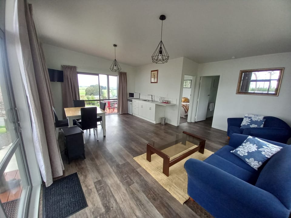 Spacious lounge