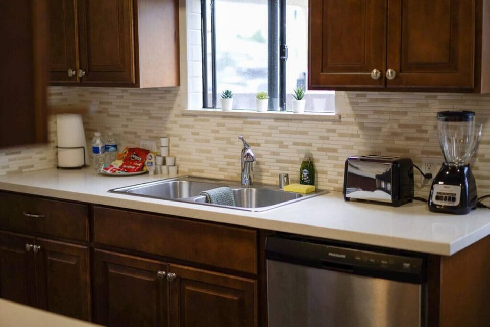 Open link to view a 3D VIRTUAL TOUR of the property: https://my.matterport.com/show/?m=3dNiqLmrnQk