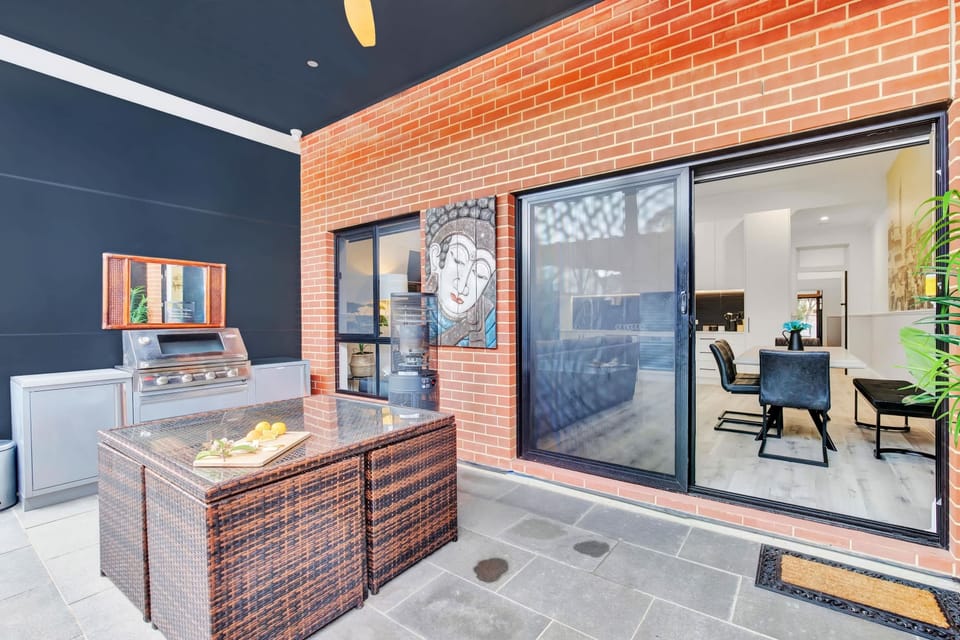 Outdoor Entertaining Space with BBQ which runs off gas mains