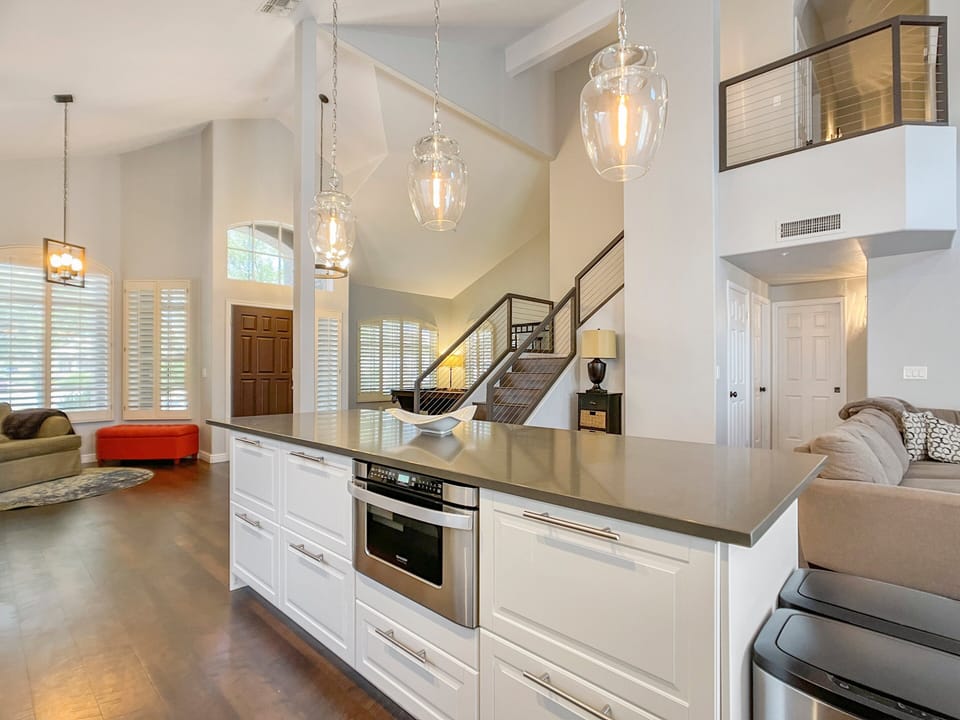 Entertainer's dream floor plan!