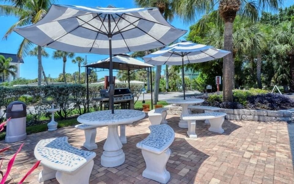 Grill Area View.jpg