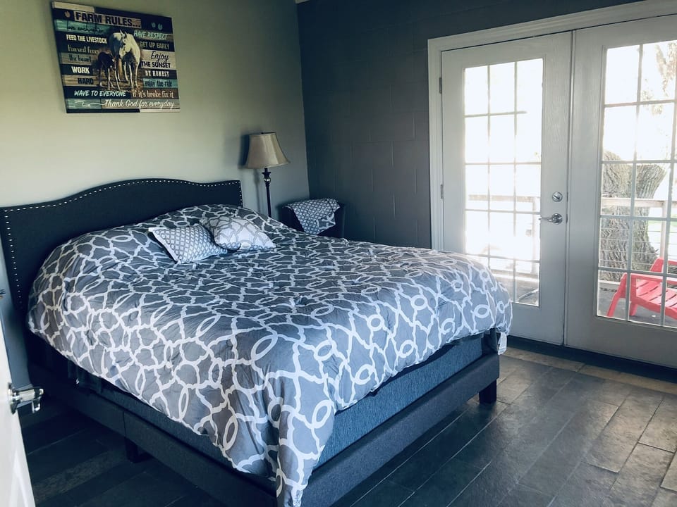 Barn View Room