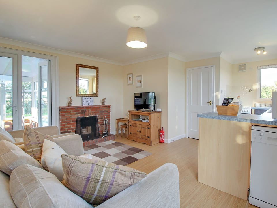 Living area | Curlew Cottage, Thorpe St Peter, near Skegness