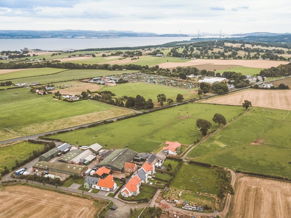 Setting | Paddockhall Cottages, Linlithgow, near Edinburgh 
