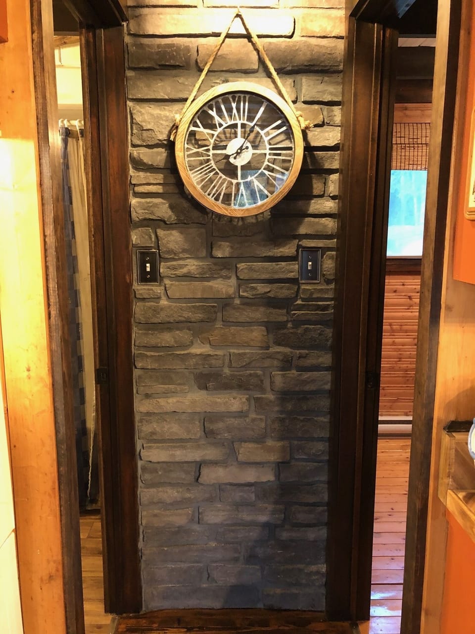 Stone wall between bathroom and 3rd bedroom