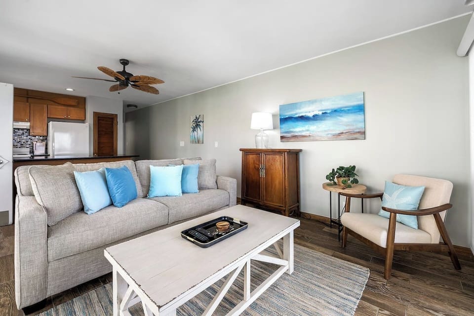 Spacious condo is hard to convey in pictures. 700 sq ft. 