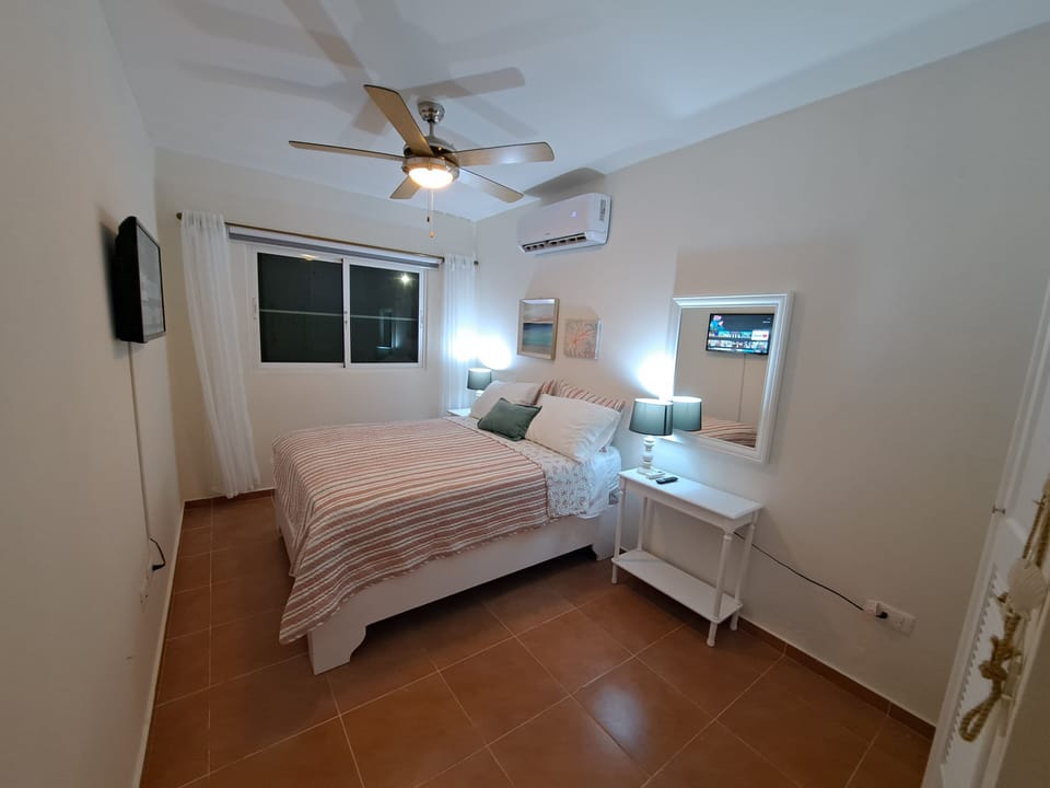 Bedroom with Queen Bed
