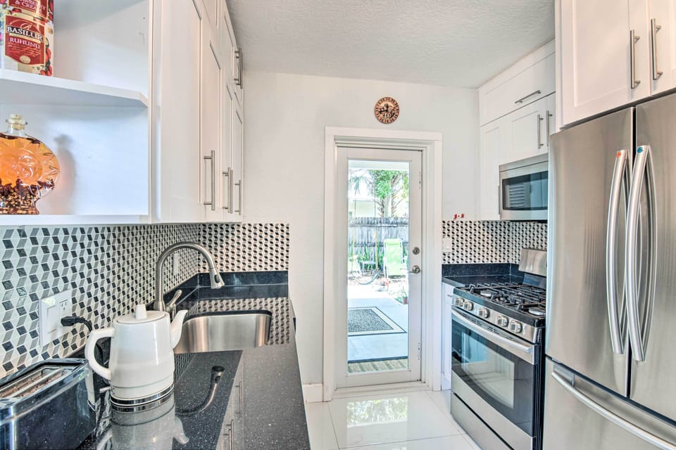 Kitchen | Fully Equipped