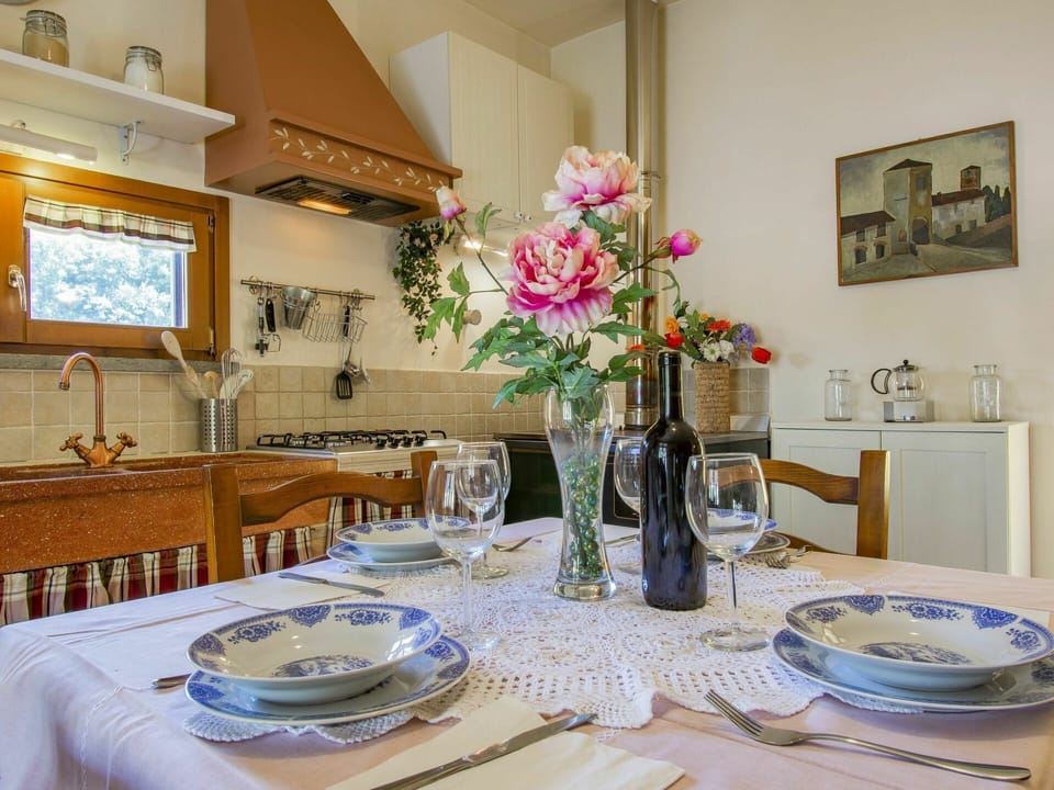 Table, Tableware, Flower, Furniture, Property, Decoration, White, Dishware, Azure, Plate