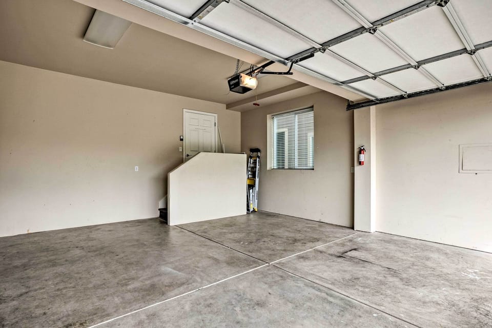 Parking | Garage (2 Vehicles) | Street Parking