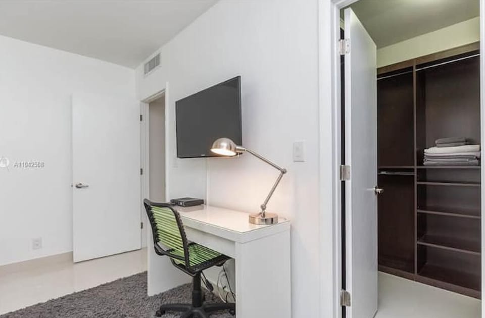 Workstation on Second Bedroom.