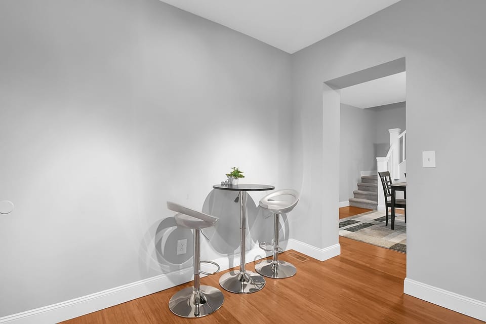 breakfast nook