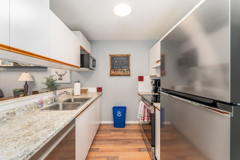 Cook up your favorite meals in the evening or brew a fresh pot of coffee each and every morning