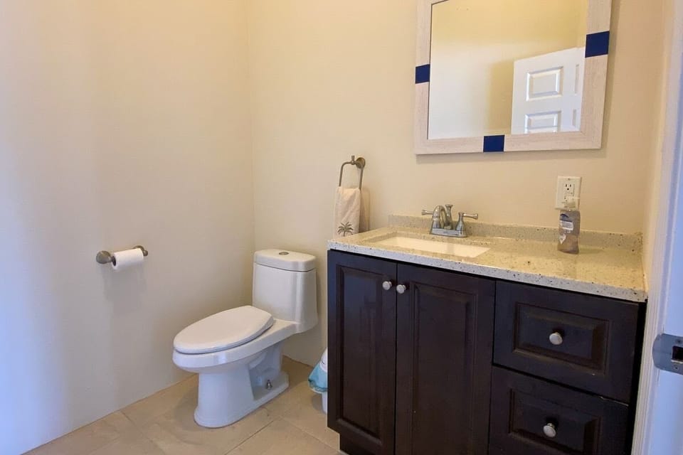 Half bath off of game room