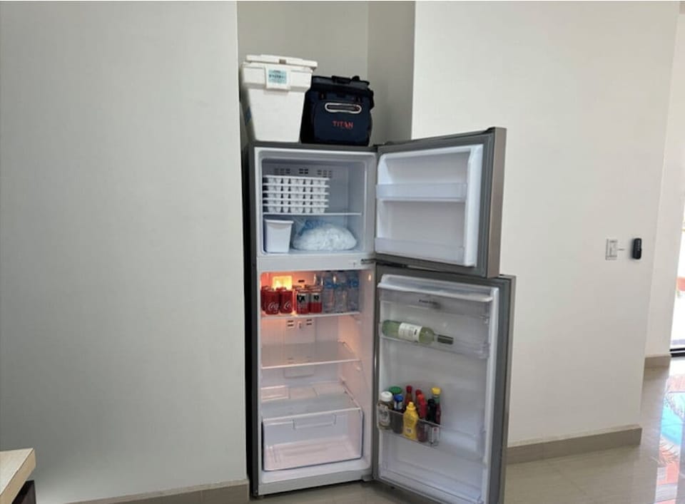 full size Mexican refrigerator