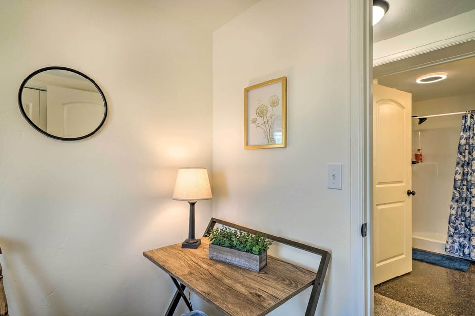 Bedroom 2 | Laptop-Friendly Workspace