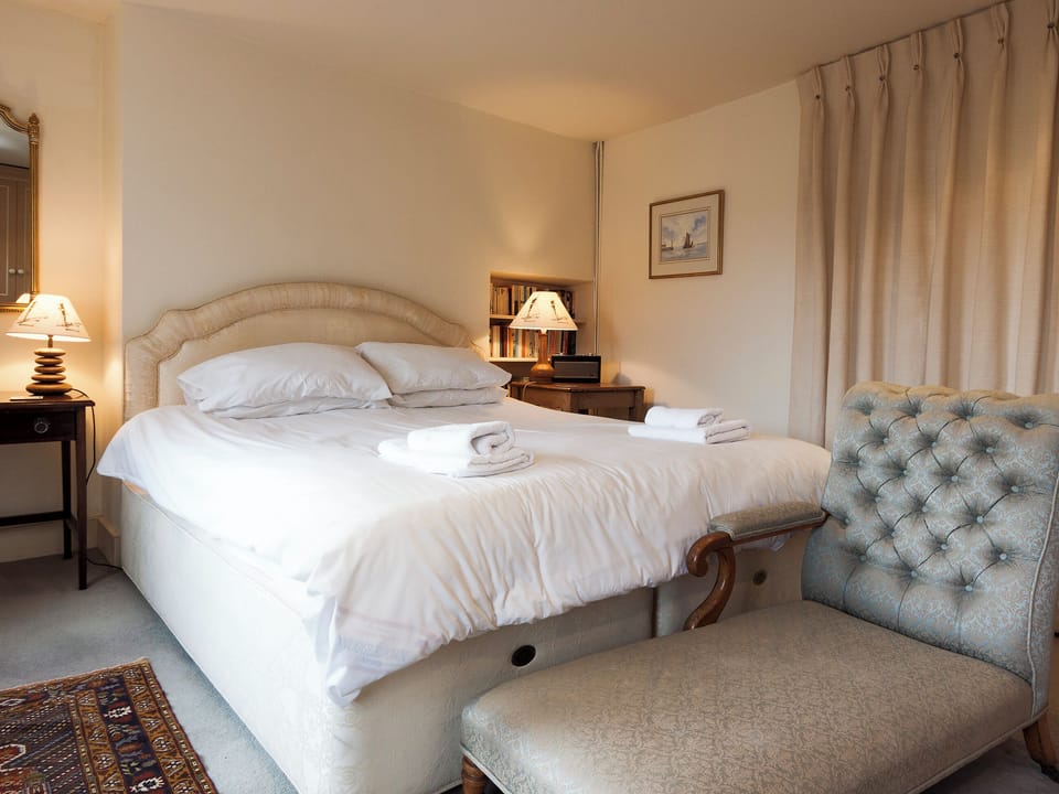 Double bedroom | Clarence House, Dartmouth
