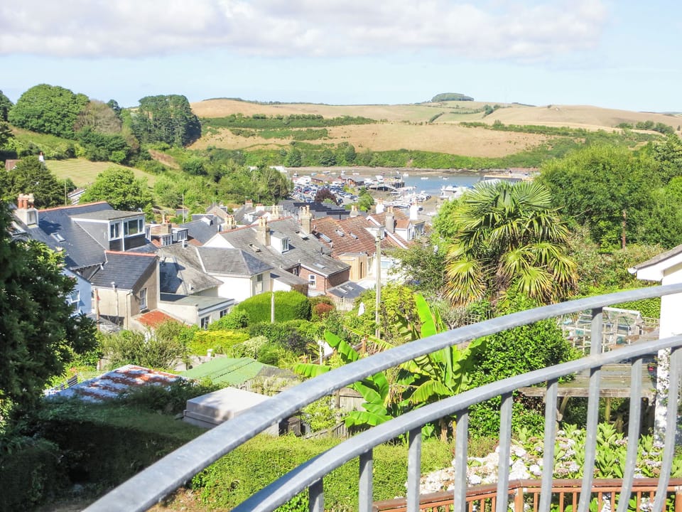 Far reaching view | Rockvale 2, 