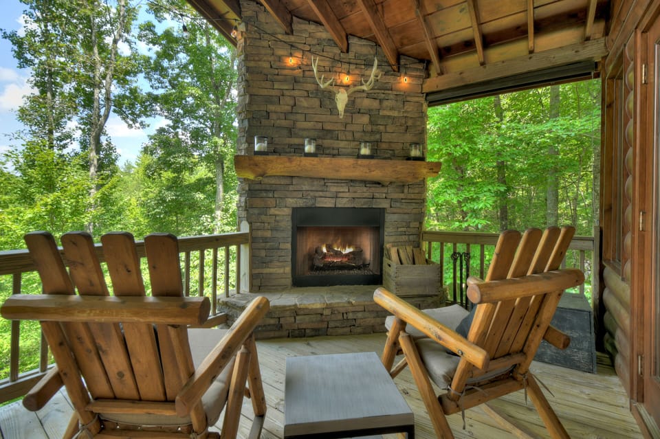 Outdoor Fireplace. The ideal spot for a glass of wine and great mountain views.