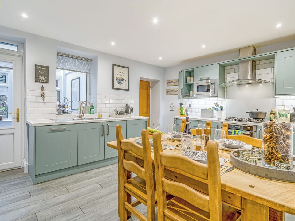 Spacious kitchen/dining room | Carrie&rsquo;s Gate, Coniston