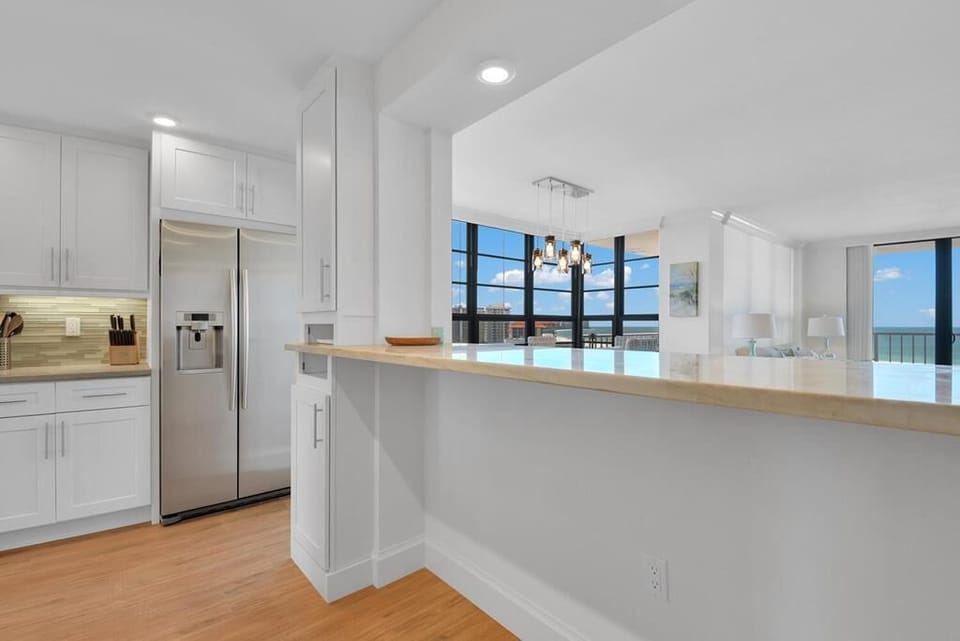 Kitchen with breakfast bar Island