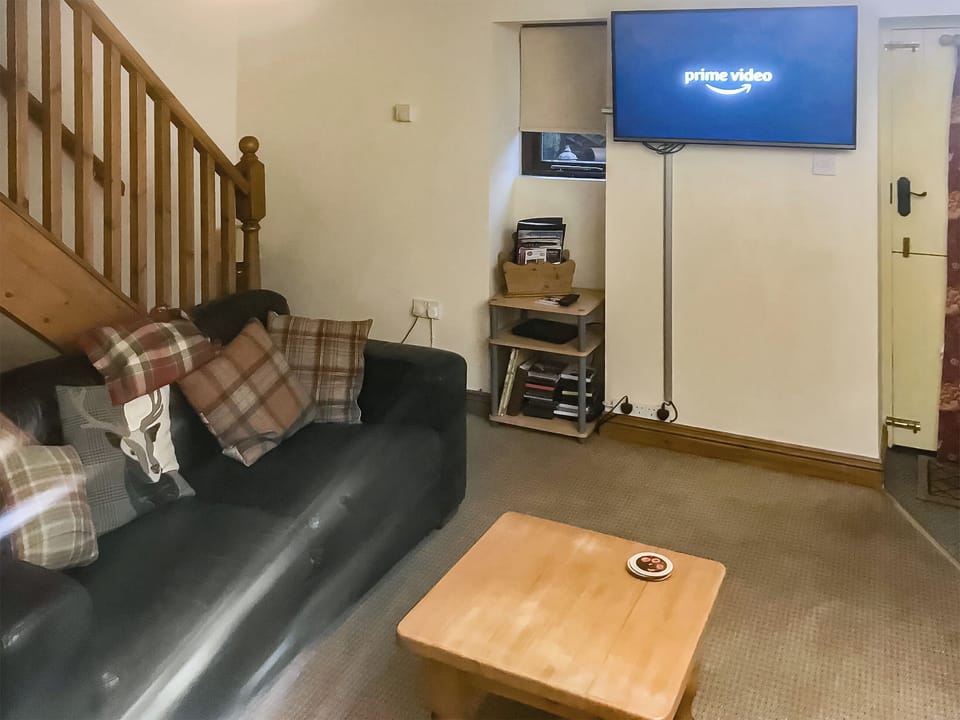 Living room/dining room | Elseghyll Barn, Melmerby