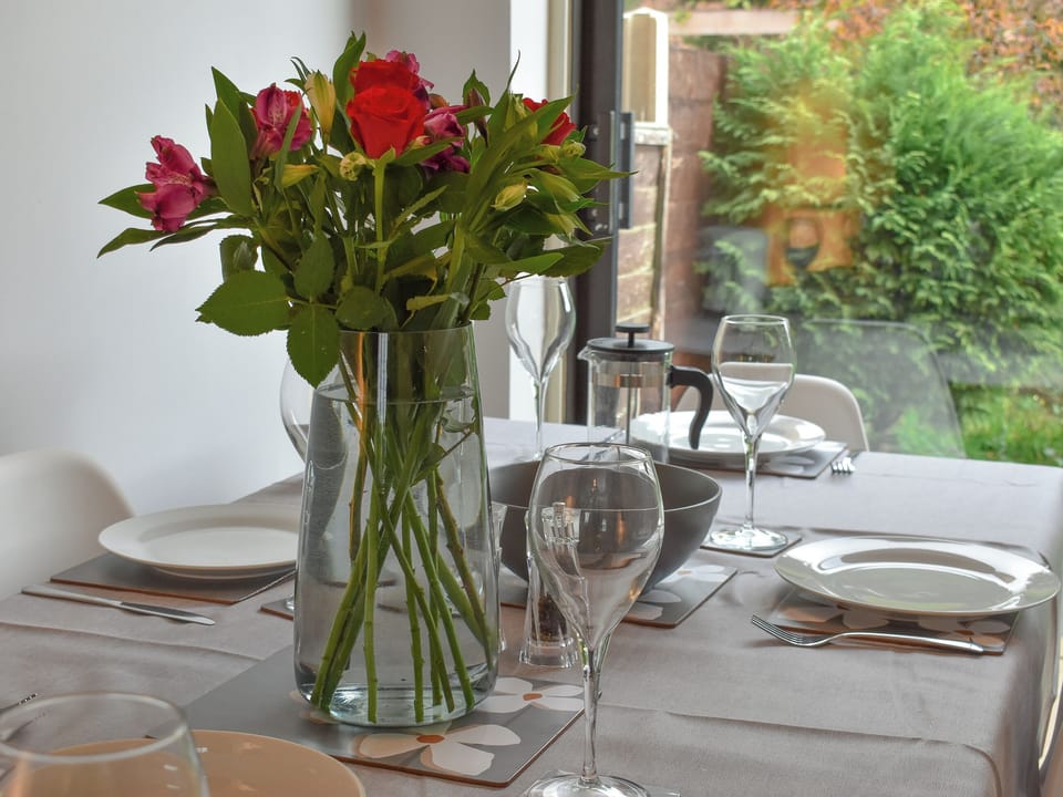 Dining room | Flo&rsquo;s Place, Pickering