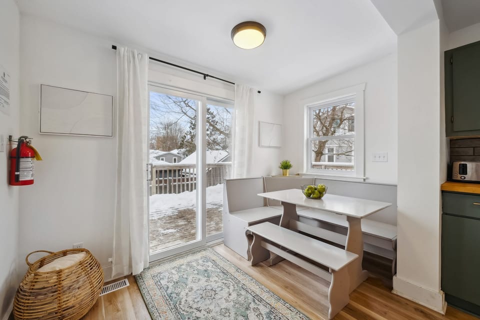 98e59213-c16a-4810-b5e2-3e1f2006183a