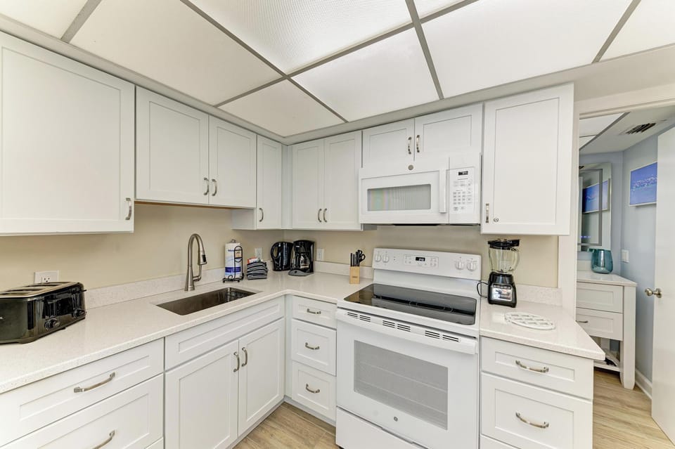 Sea Pirate 2 Kitchen (1)