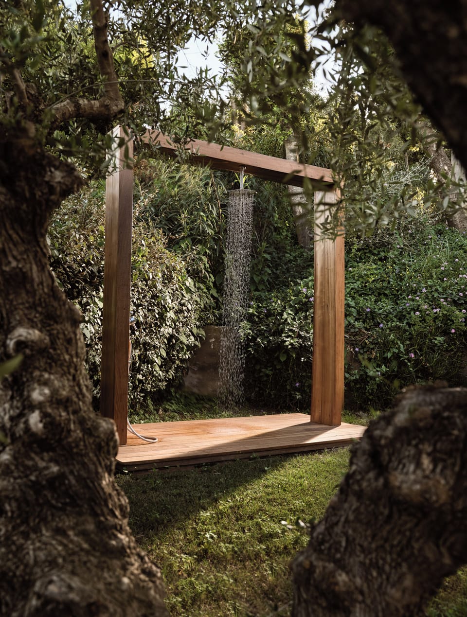 Designed led outdoor shower settings, surrounded by nature.