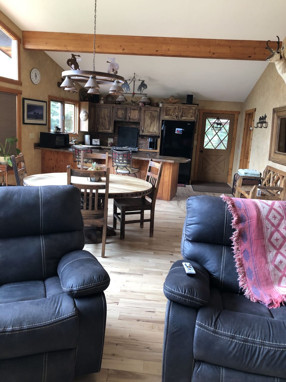 living room to kitchen