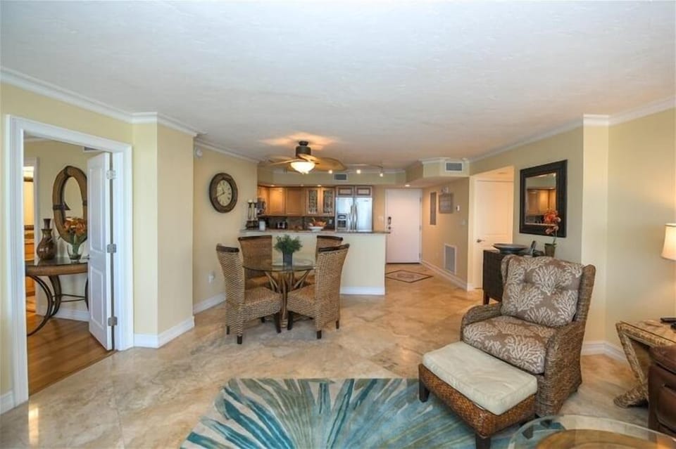 Living Dining