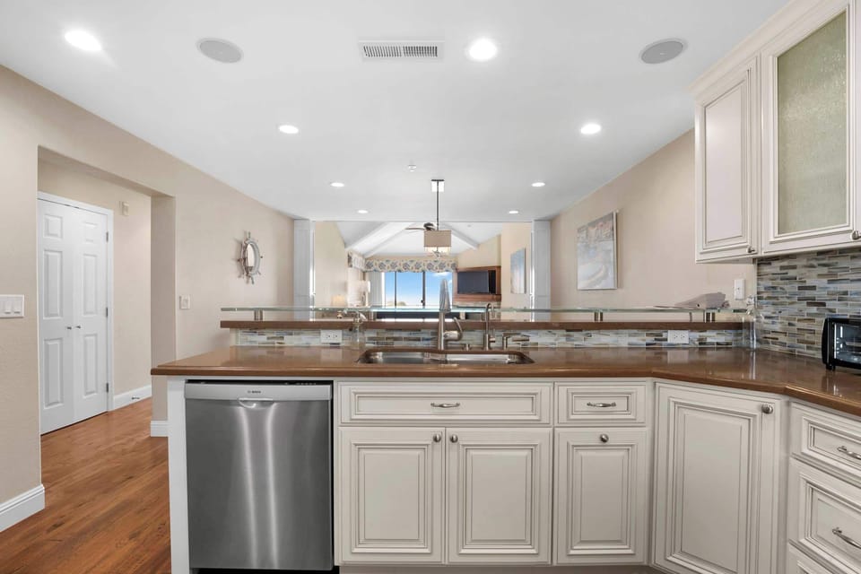Kitchen View 