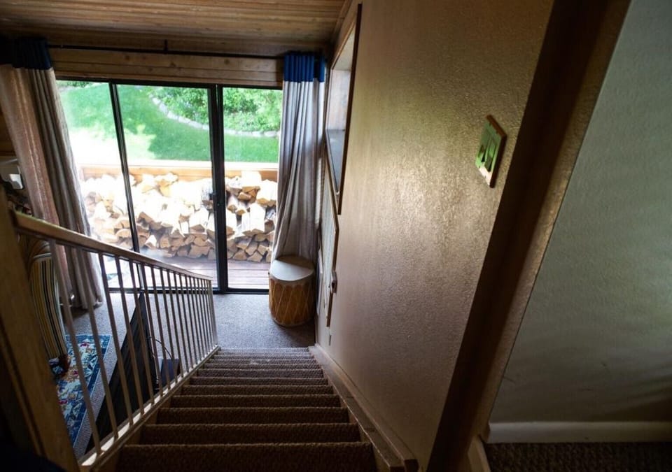 Looking down from loft to 2nd floor.