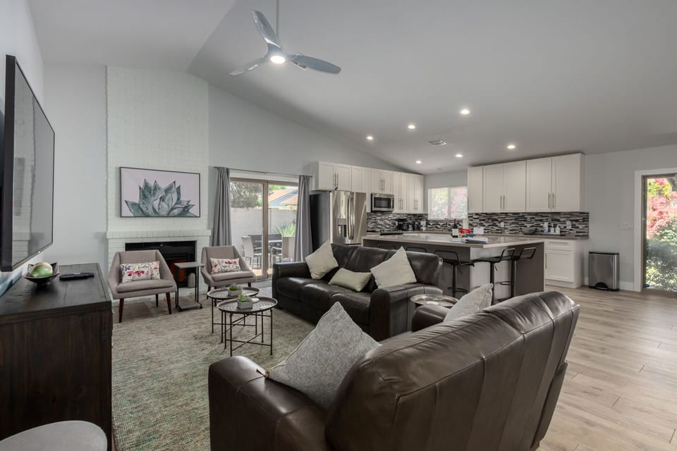Perfect for entertaining! By the TV, cooking or at the island 