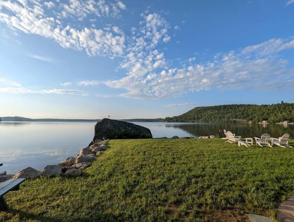 Expansive garden and lake views