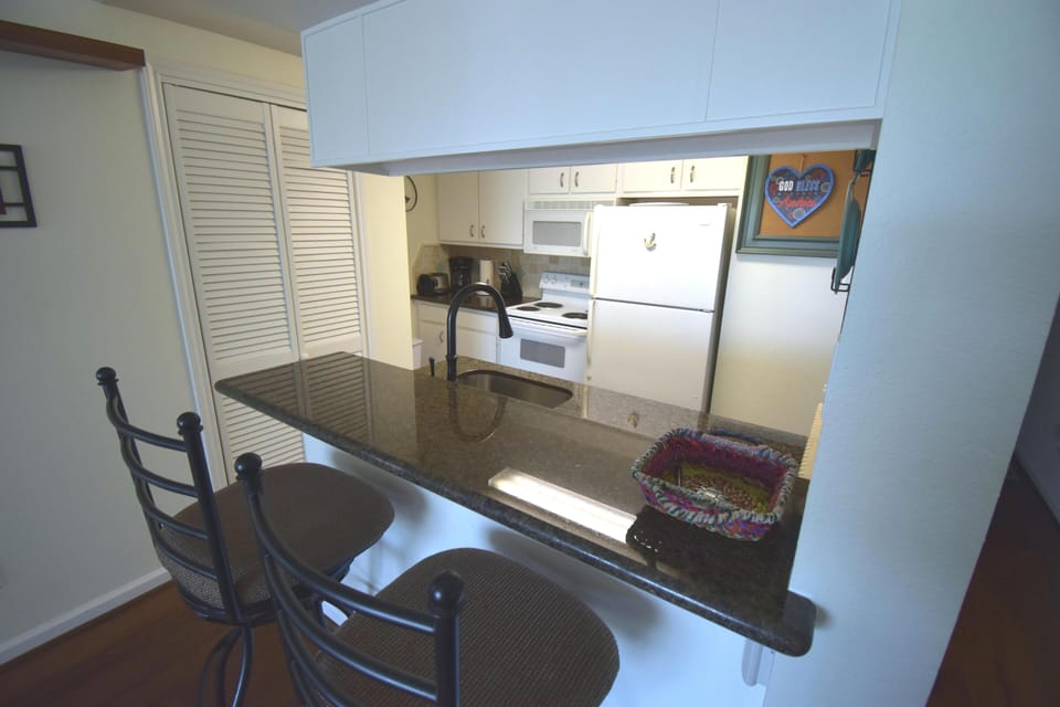 Bar seating for 2