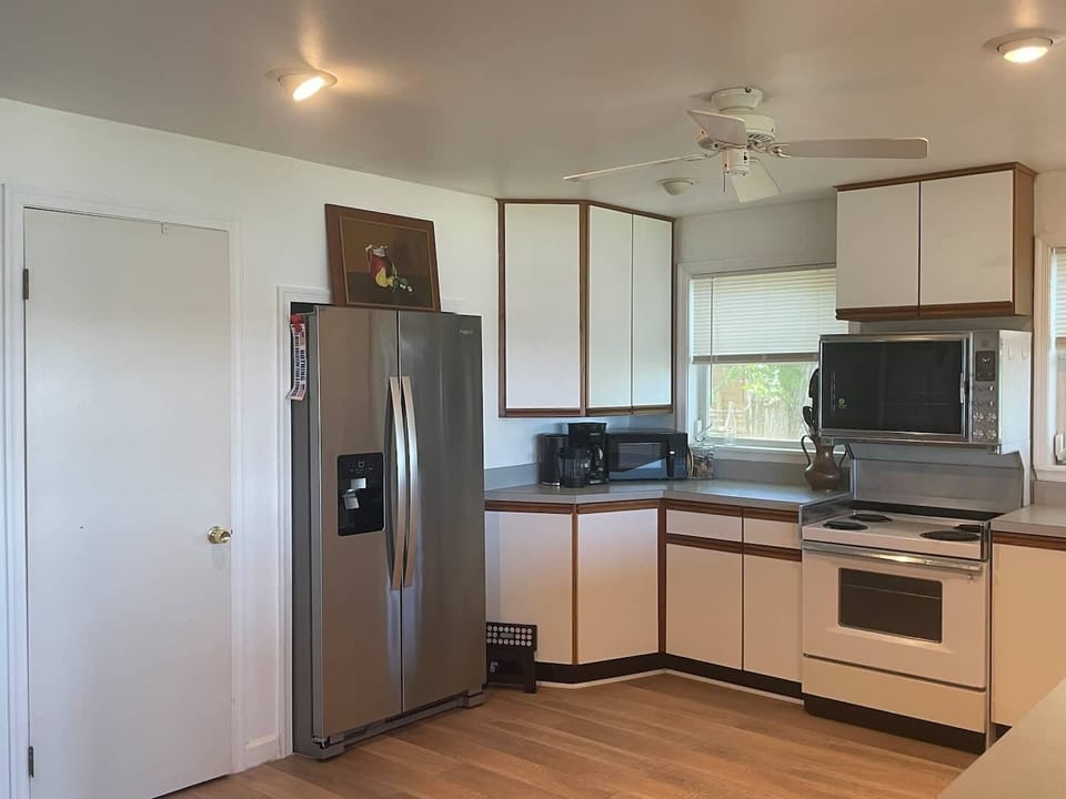 Fully stocked kitchen