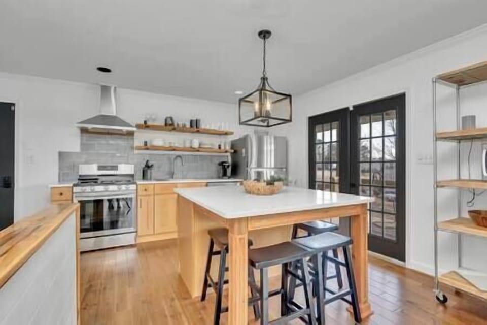 Kitchen with countertop seating