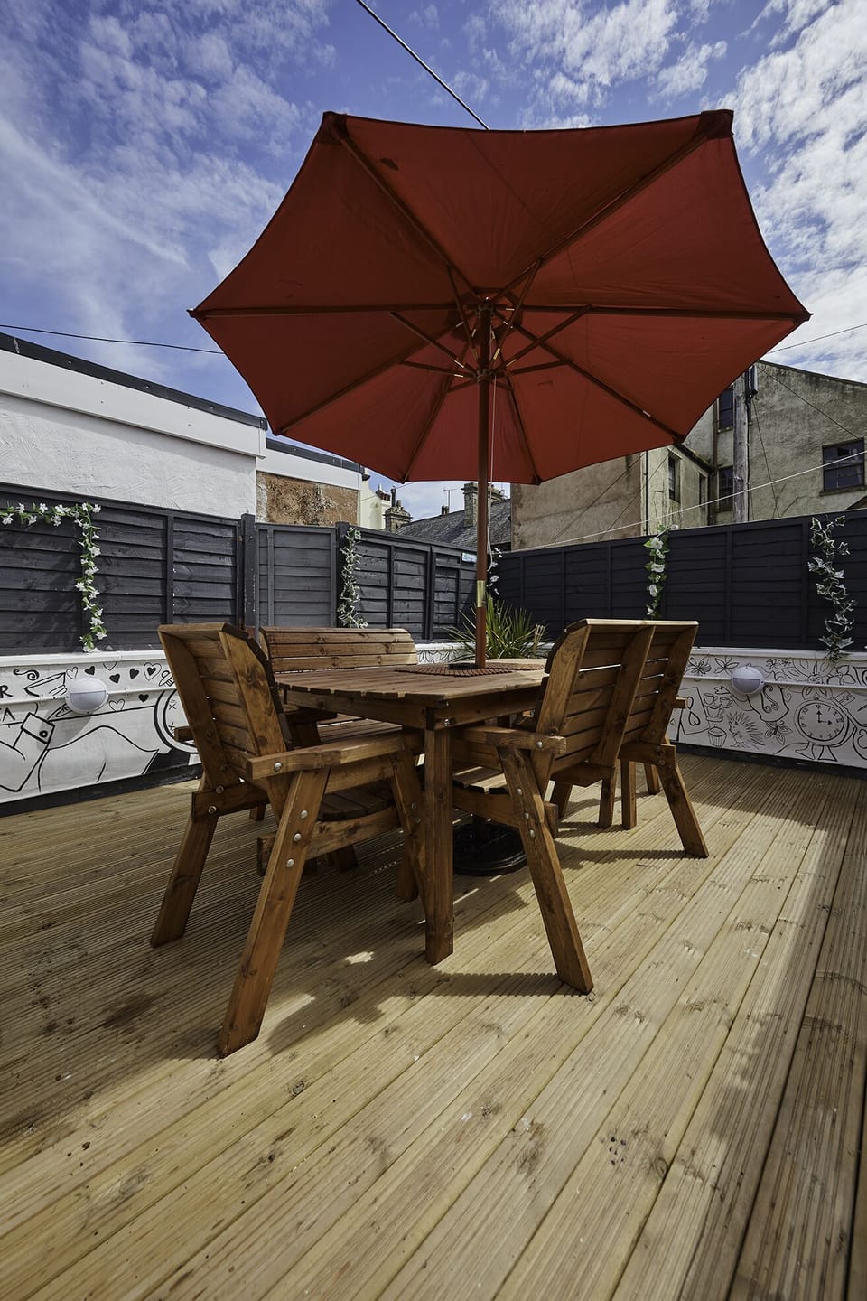 Private outside decking for outdoor eating.