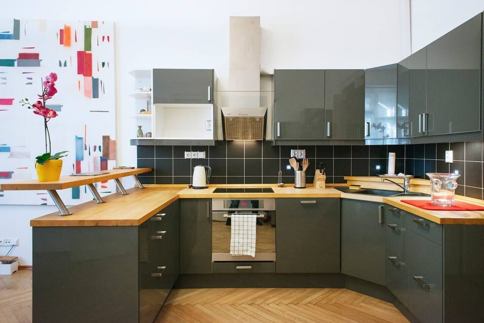 Kitchen / dining room