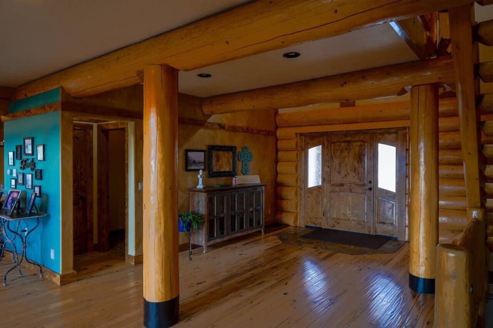 Expansive Entry/Front Door